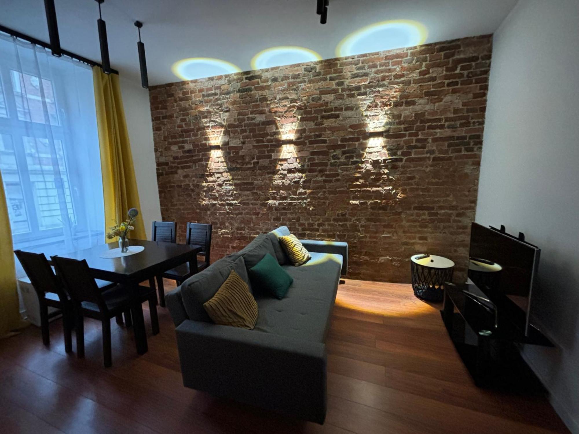 Kk Apartament Marszalkowski Bytom Bagian luar foto