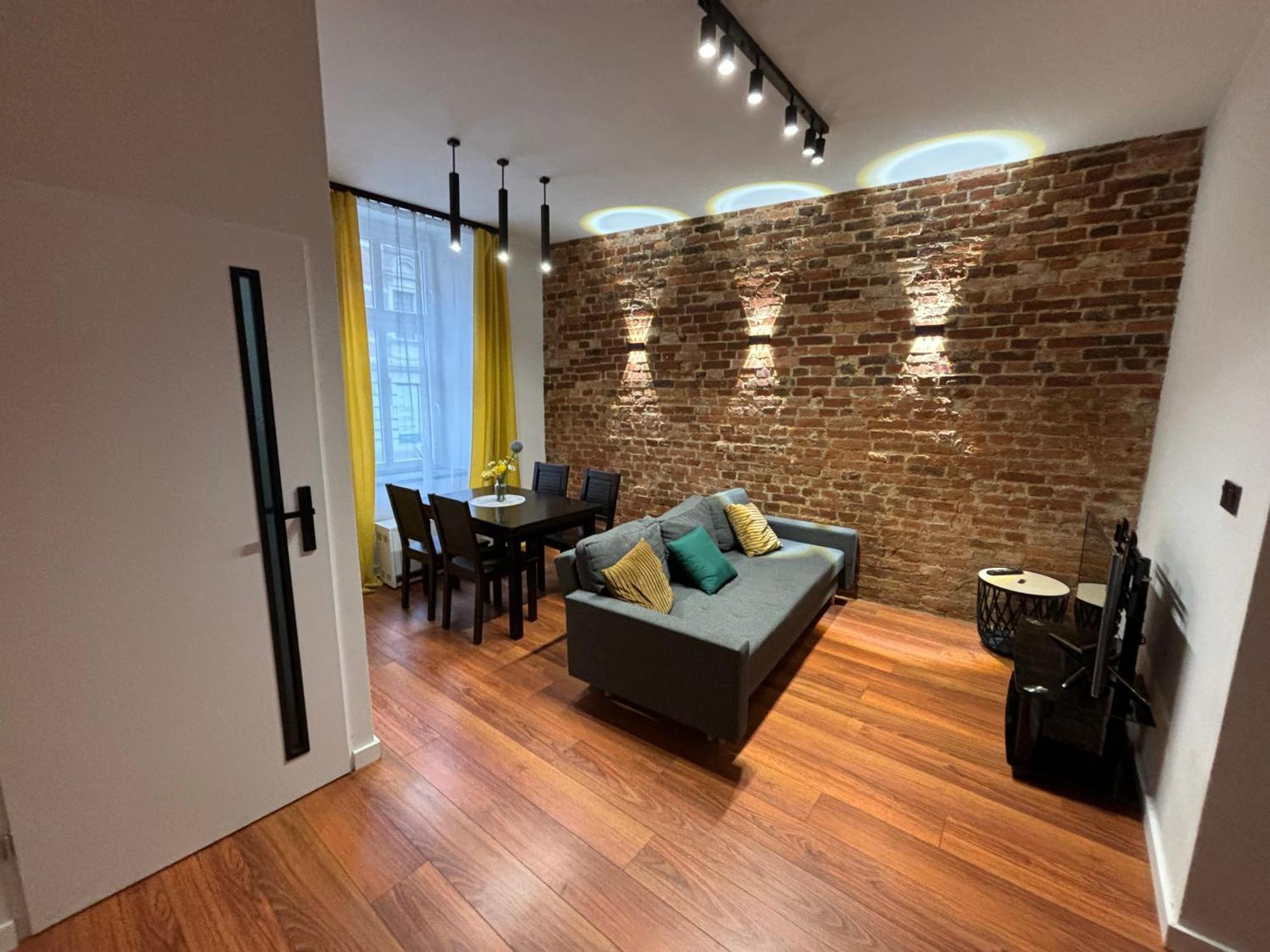 Kk Apartament Marszalkowski Bytom Bagian luar foto